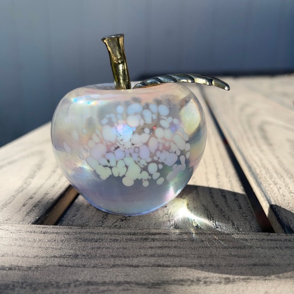 Vintage 1960s Glass Paper Weight With Brass Stem & Leaf - Picture 2 of 16